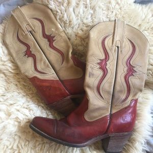 FRYE red boots